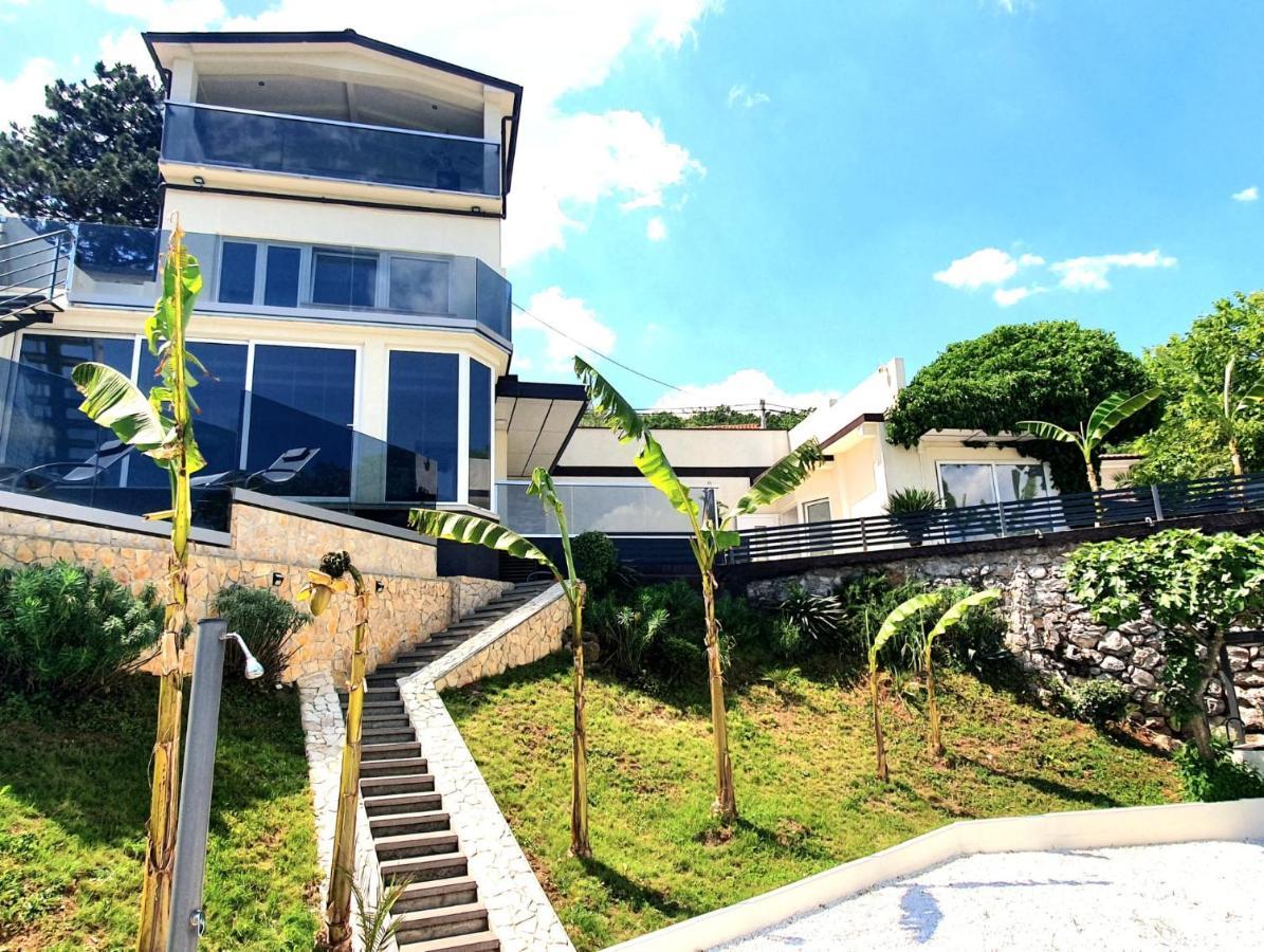 Penthouse Jacuzzi & Pool Apartmants Opatija Exterior foto