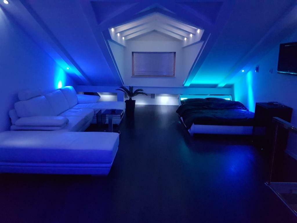 Penthouse Jacuzzi & Pool Apartmants Opatija Exterior foto